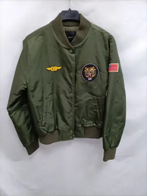 FOREVER21. Bomber verde militar  T.s