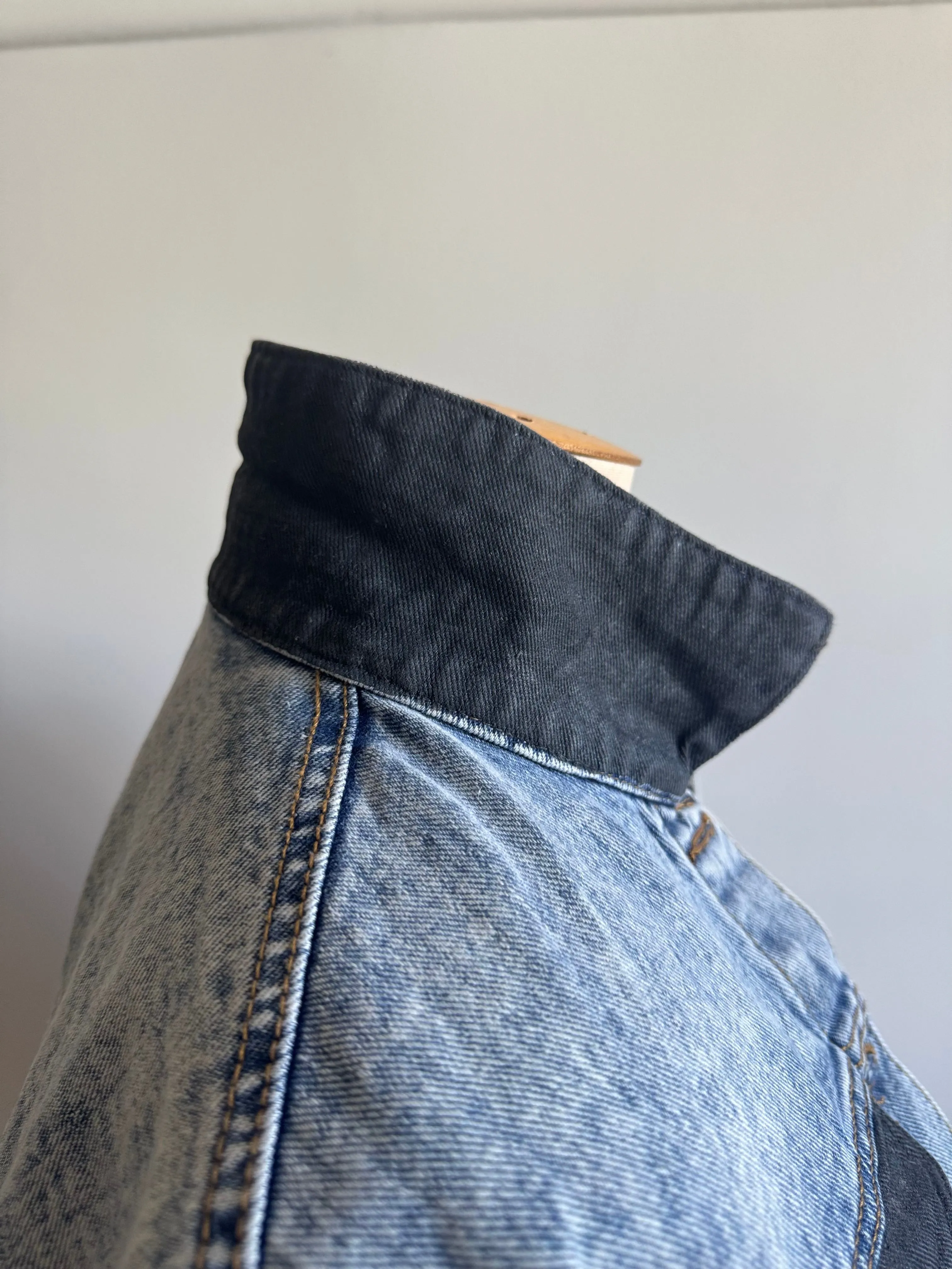 Wren and Glory Size S Hand Painted Denim Jacket